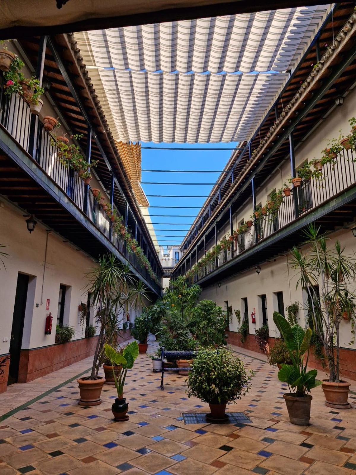 Patio Cartuja Apartment Seville Exterior photo
